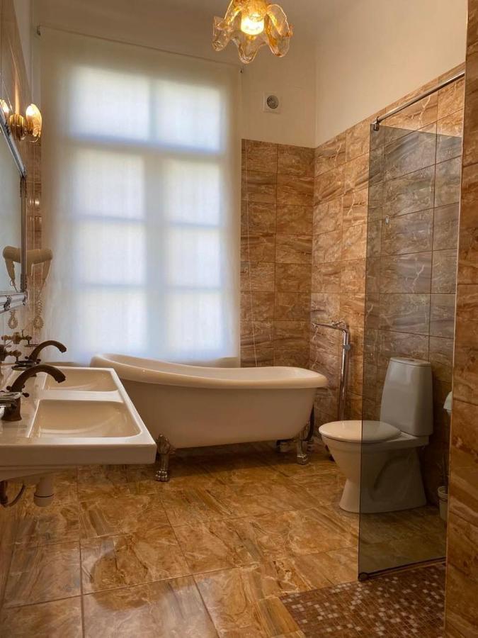Aquamarine Hotel - Lauluvaeljak Таллінн Екстер'єр фото